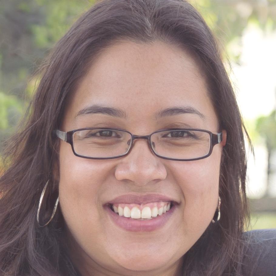 Lisa Park - Professional Team Analyst